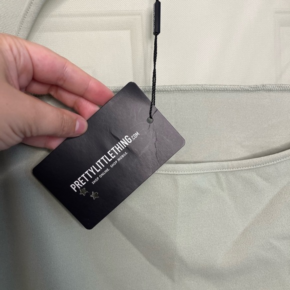 NWT Pretty Little Thing Green Mesh Bodice Cut Out Mini Dress 10 - Picture 5 of 11